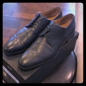 Dress shoes
